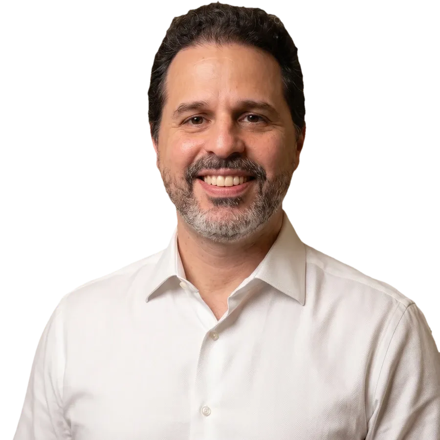 Thiago Vespa — headshot profissional